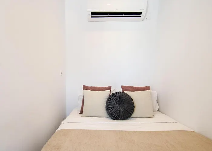 Phaedrus Living - Seaside Luxury Flat Harbour 102